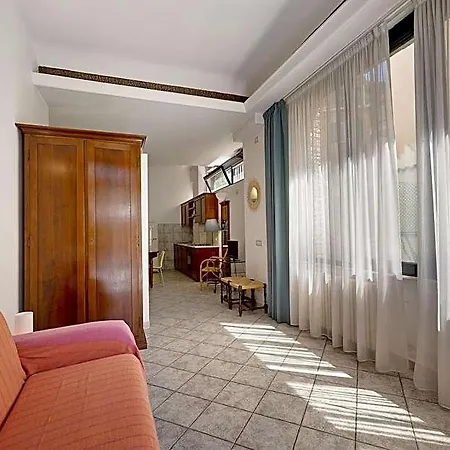 Hotel 4 Mehari Finale Ligure