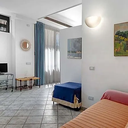 4 Mehari Hotel Finale Ligure